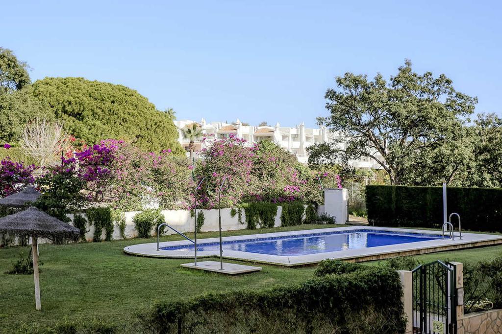 Apartment Aguila Real Sitio de Calahonda Værelse billede